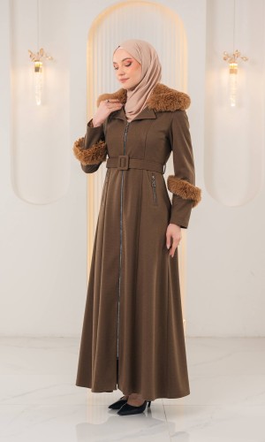 Langer texturierter Mantel mit Pelz 1395  - Braun