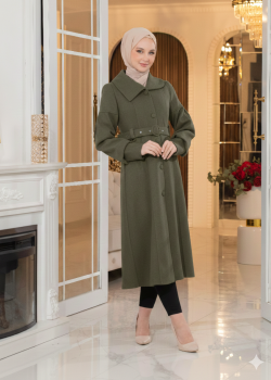 ترانشكوت شتوي مبطن بفرو مع أزرار وتصميم أكمام بومبيه 1378 - زيتي