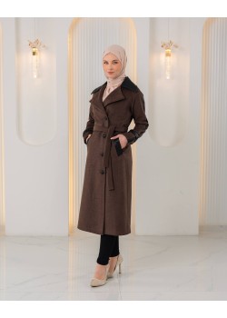 ترانشكوت جوخ محزز بيج بتفاصيل جلدية وبطانة فرو 1394 - بني