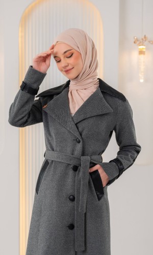 ترانشكوت جوخ محزز بيج بتفاصيل جلدية وبطانة فرو 1394 - فضي