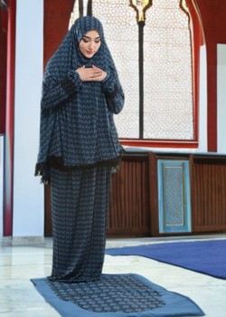 طقم صلاة ليكرا ساندي مع حقيبة للمصحف وسجادة 701 - تركواز