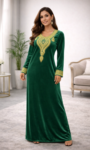 كلابية مخمل مطرزة بلمسة ملكية 300  - اخضر