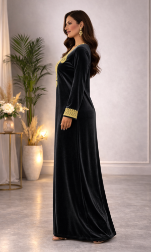 كلابية مخمل مطرزة بلمسة ملكية 300  - اسود