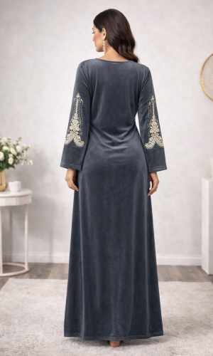 كلابية مخمل مطرزة بتصميم عصري 301  - فضي