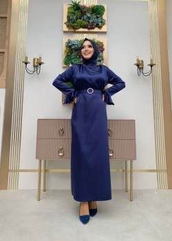 فستان سهرة راقٍ بتفاصيل لؤلؤ وأكمام واسعة 4007  - كحلي