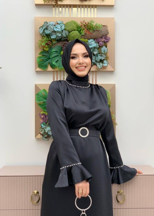 4007 فستان ساتان  - اسود