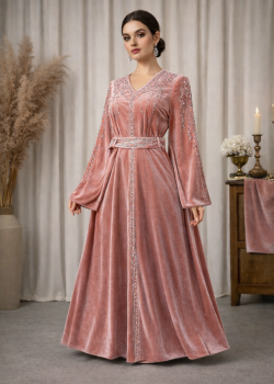 قفطان مخمل "دبلين" كلوش فاخر 4125 - بودرة