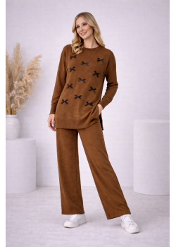 طقم تريكو نسائي أنيق مزين بفيونكات 4200 - بني