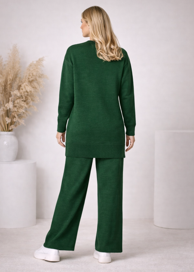 4200 طقم تريكو بكلة - Khaki