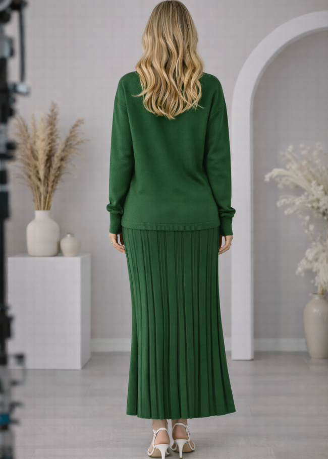 4201 طقم تريكو فستان لولو  - زيتي