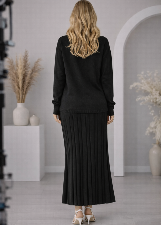 4201 طقم تريكو فستان لولو  - اسود