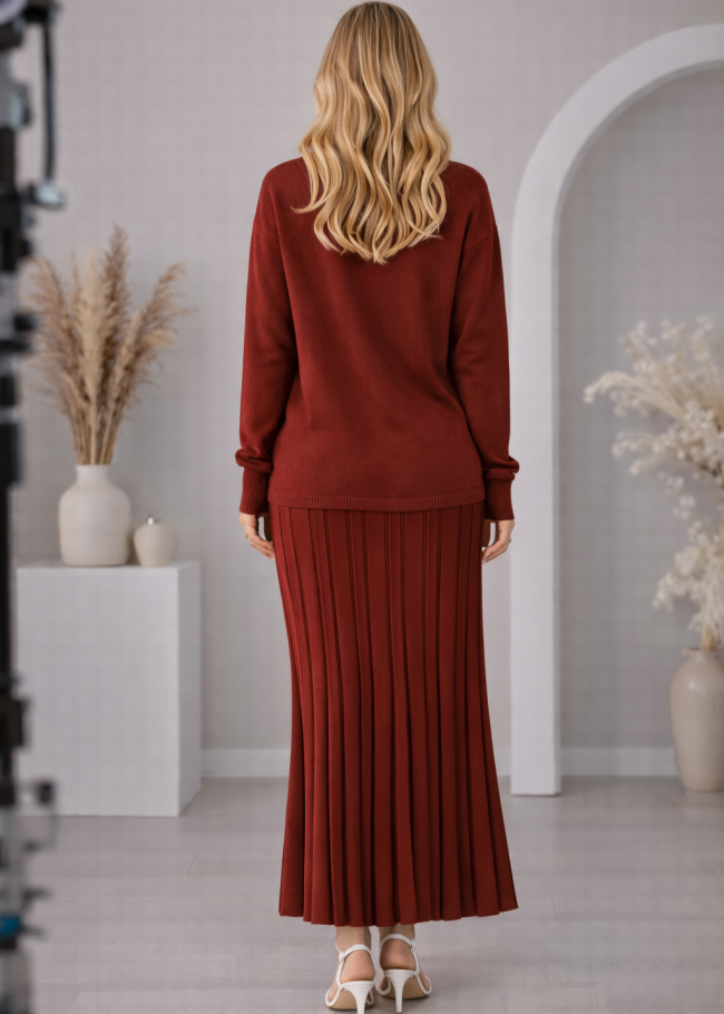 4201 طقم تريكو فستان لولو  - خمري