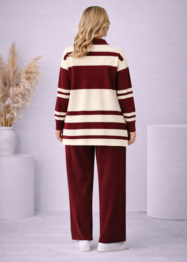 4202 طقم تريكو مقلم عريض - خمري