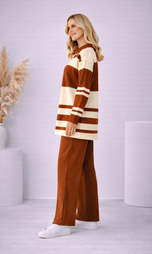 طقم تريكو نسائي مخطط بسحاب ياقة 4202 - عسلي