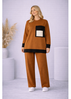 طقم تريكو نسائي عصري قطعتين بجيب ملون 4203  - عسلي