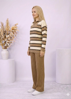 طقم تريكو نسائي مخطط قطعتين بسحاب ياقة 4204  - شوكو