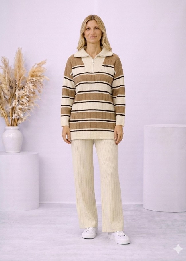 4204 طقم تريكو مخطط لونين  - سكري