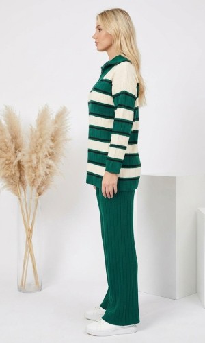 طقم تريكو نسائي مخطط قطعتين بسحاب ياقة 4204  - زيتي