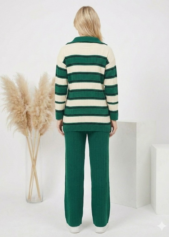 4204 طقم تريكو مخطط لونين  - Khaki