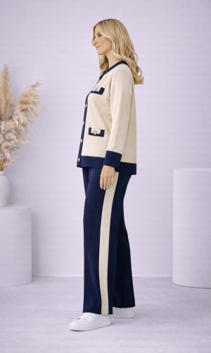 طقم تريكو نسائي قطعتين بجيوب وأزرار 4205  - كحلي