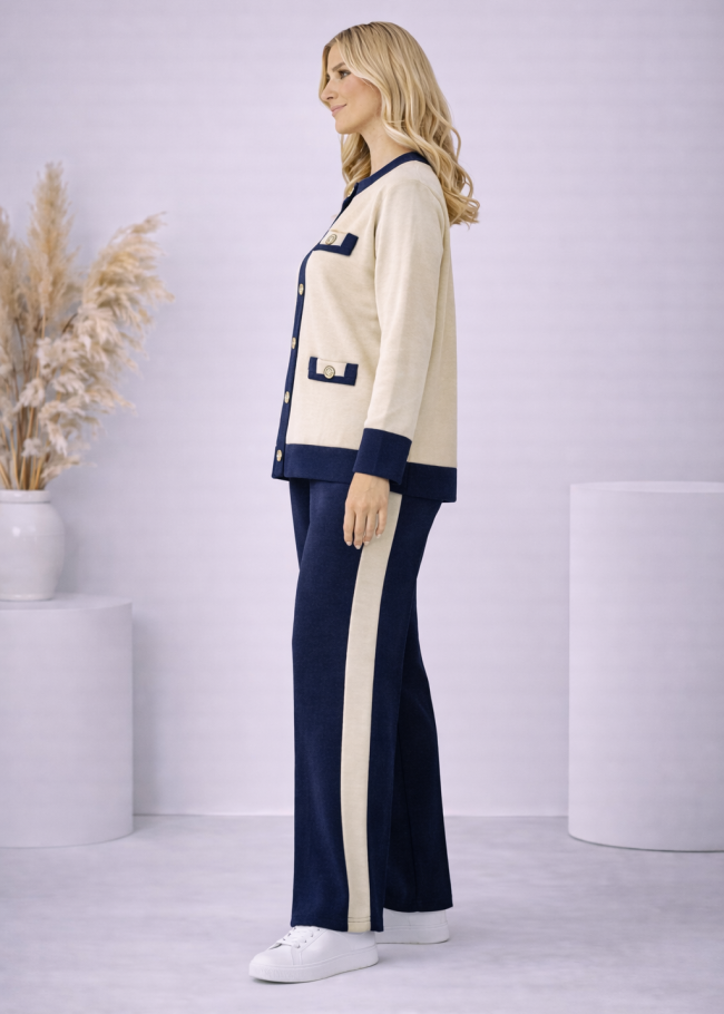 4205 طقم تريكو جيب وازرار  - كحلي