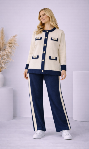 طقم تريكو نسائي قطعتين بجيوب وأزرار 4205  - كحلي