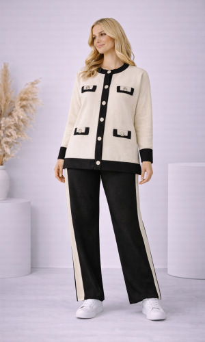 Two-Piece Women's Knitwear Set with Pockets and Buttons 4205  - black