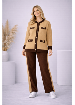 طقم تريكو نسائي قطعتين بجيوب وأزرار 4205  - شوكو