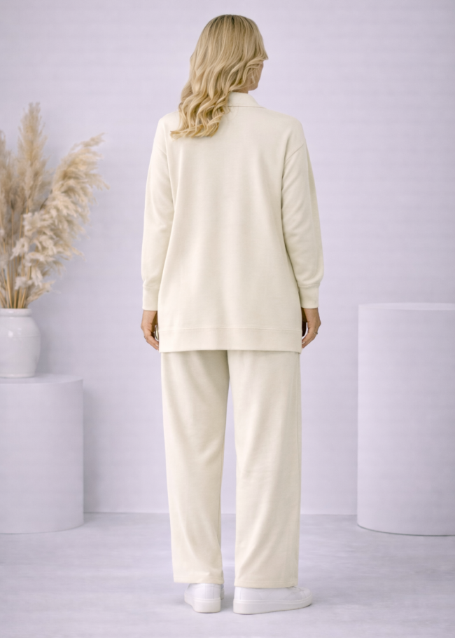 4206 طقم تريكو 6 ازرار  - سكري