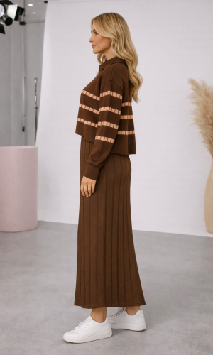 فستان تريكو نسائي راقٍ قطعتين بلوزة مخططة 4207  - بني