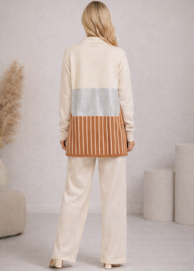 4208 طقم تريكو جيب مخطط - بيج