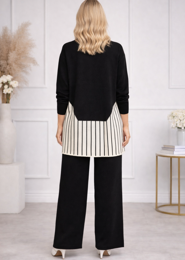 4208 طقم تريكو جيب مخطط - اسود