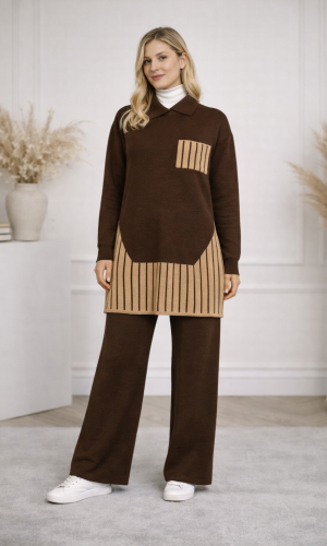 طقم تريكو نسائي عصري قطعتين بتفاصيل هندسية 4208 - بني