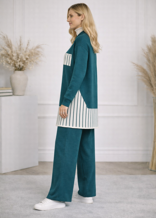 4208 طقم تريكو جيب مخطط - تركواز