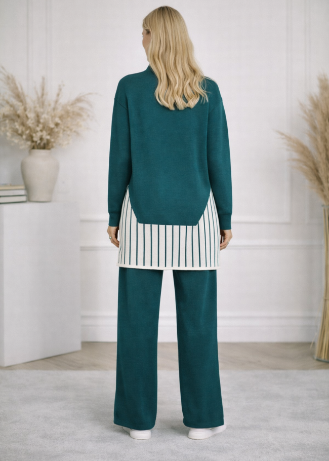 4208 طقم تريكو جيب مخطط - تركواز