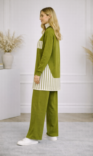 طقم تريكو نسائي عصري قطعتين بتفاصيل هندسية 4208 - عفني