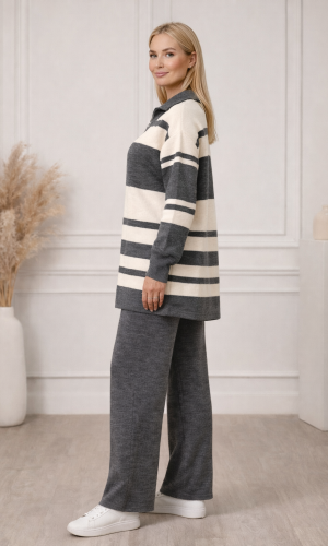 طقم تريكو نسائي عصري قطعتين مخطط بياقة سحاب 4209 - فضي
