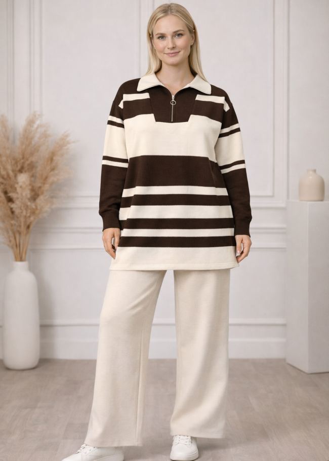 4209 طقم تريكو مقلم عريض  - brown