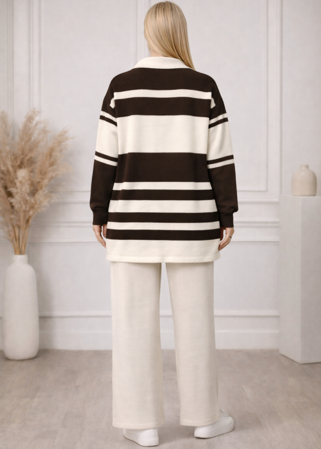 4209 طقم تريكو مقلم عريض  - brown