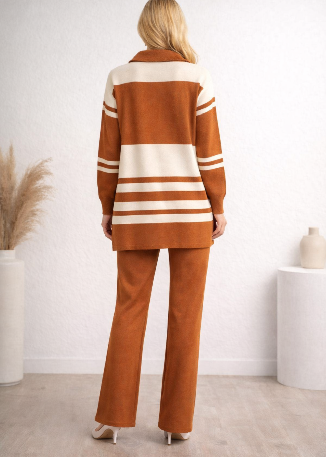 4209 طقم تريكو مقلم عريض  - Cognac