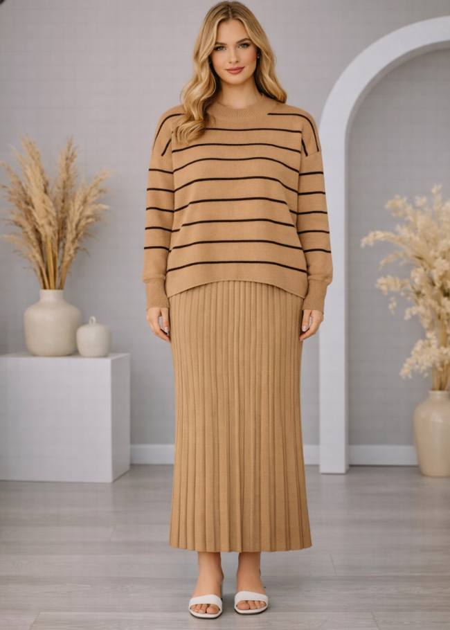 4210 فنسان تريكو ياقة مدورة  - ivory