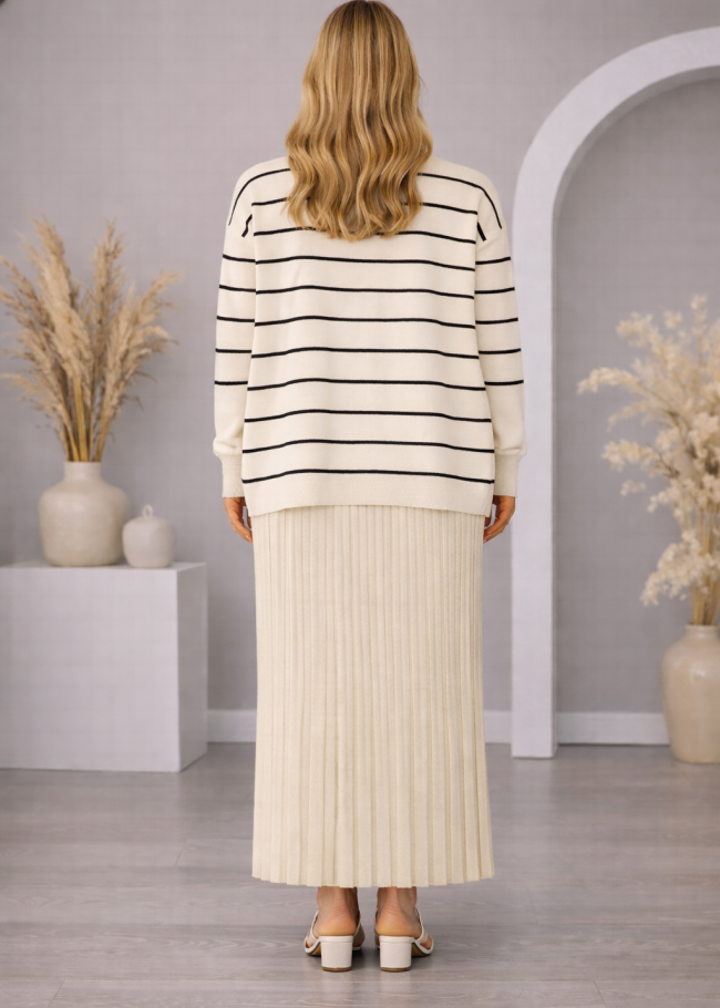 4210 فنسان تريكو ياقة مدورة  - بيج