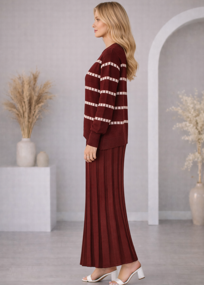 4211 فستان تريكو مربعات ياقة مدورة  - خمري