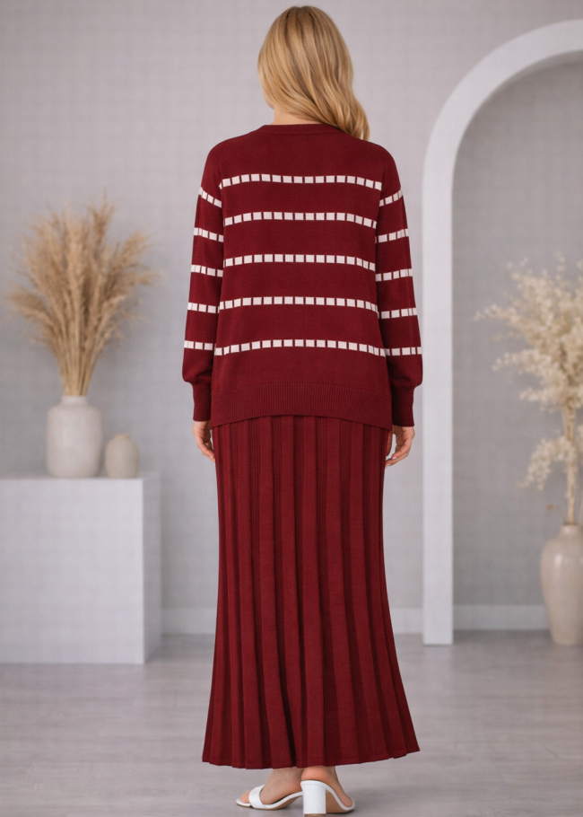 4211 فستان تريكو مربعات ياقة مدورة  - خمري