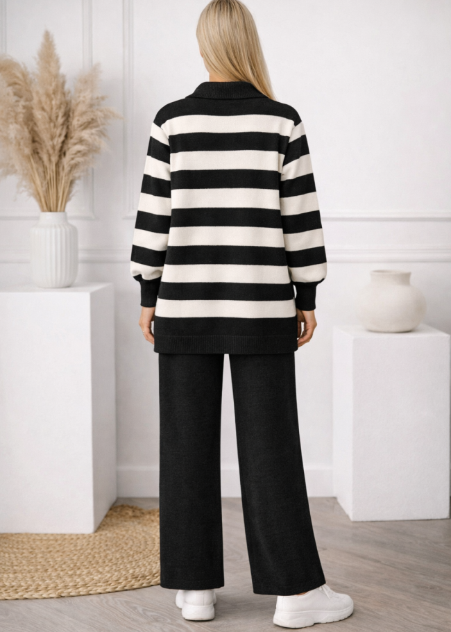 4212 طقم تريكو مخطط سحاب  - اسود