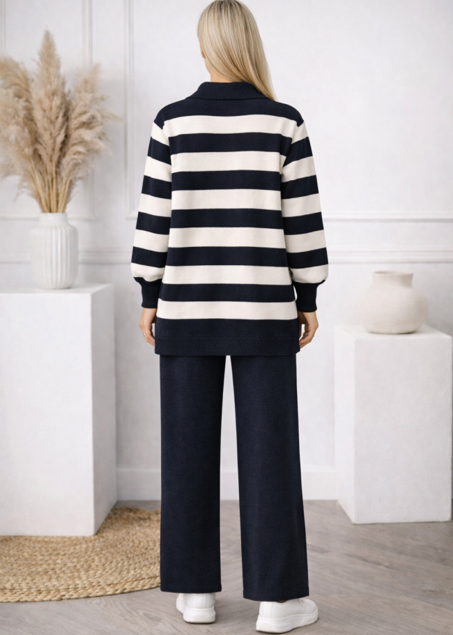 4212 طقم تريكو مخطط سحاب  - كحلي