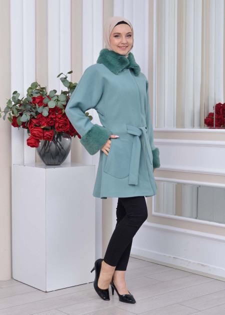 WOMEN'S FURNITURE SHORT COAT WITH FURNITURE Collar and Cuffs