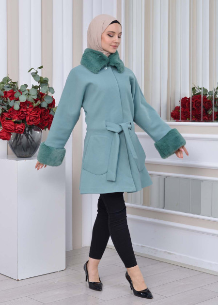 WOMEN'S FURNITURE SHORT COAT WITH FURNITURE Collar and Cuffs