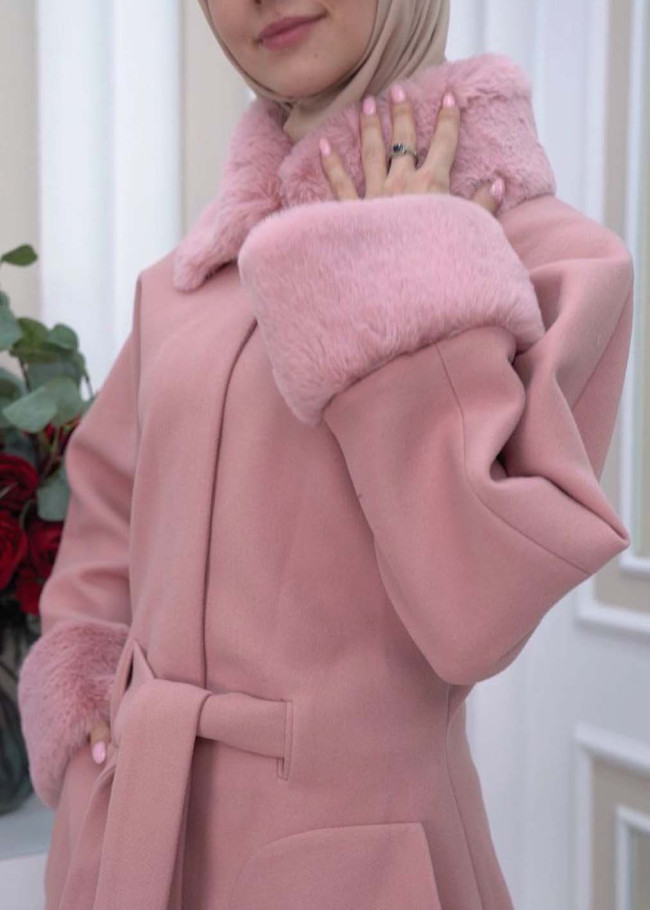 WOMEN'S FURNITURE SHORT COAT WITH FURNITURE Collar and Cuffs 1335 Pembe