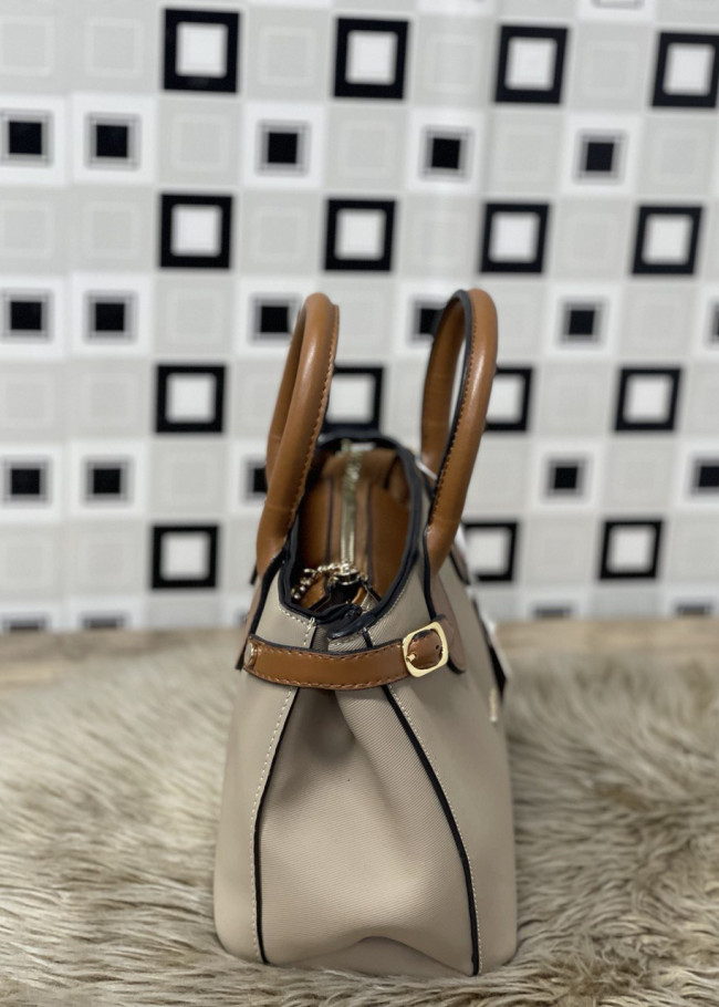 حقيبة يد وذراع نسائية جلد  متوسطة الحجم بسحاب 951 Bej